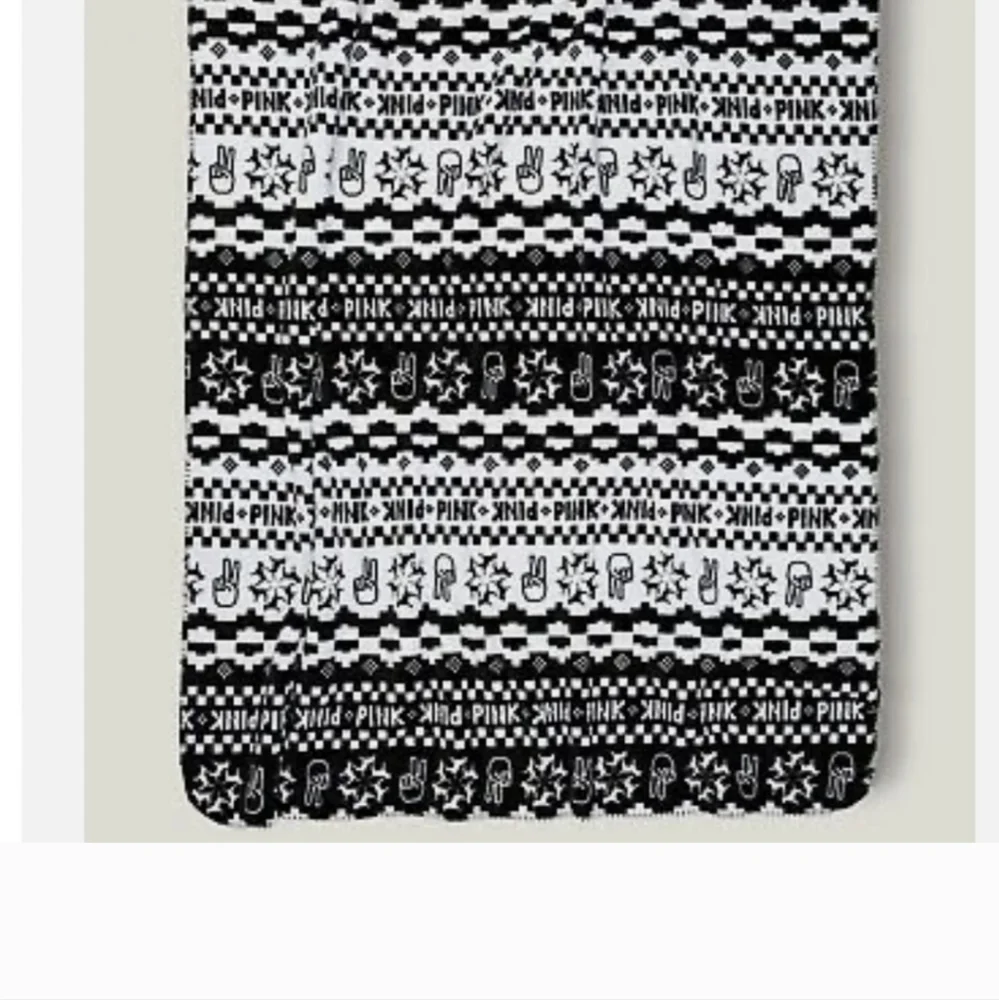 NWT Victoria’s Secret PINK Sherpa Blanket Black White Peace Dogs